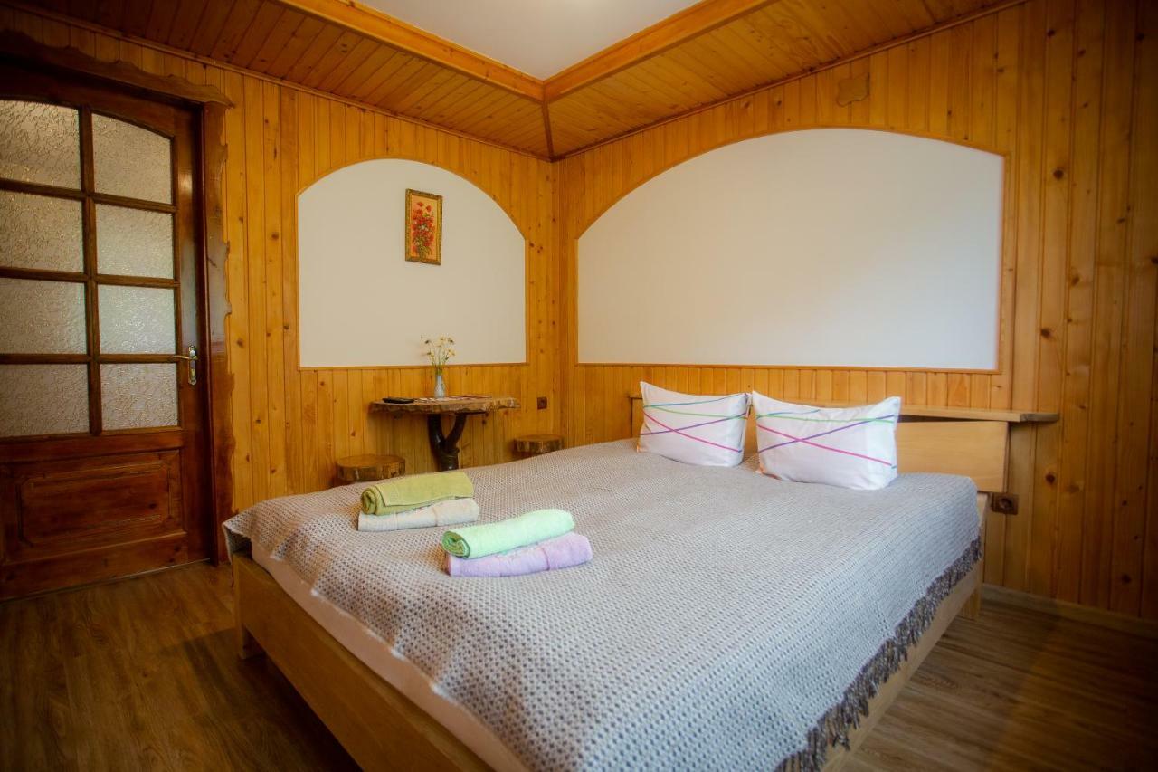 Сервус Guest Hotel Jaremcse Kültér fotó