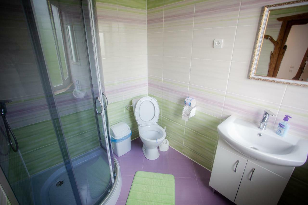 Сервус Guest Hotel Jaremcse Kültér fotó