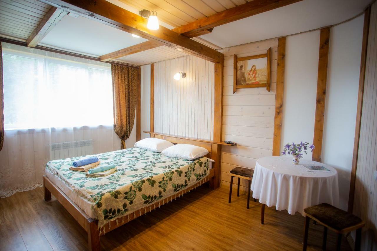 Сервус Guest Hotel Jaremcse Kültér fotó
