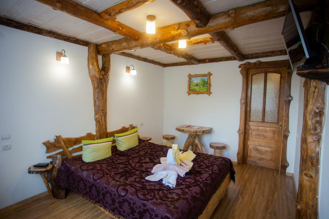 Сервус Guest Hotel Jaremcse Kültér fotó